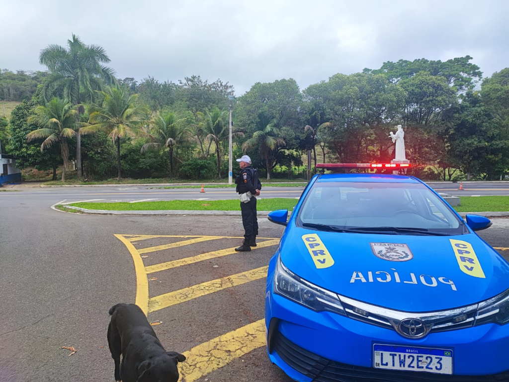 Itaperuna: retirada de viatura da polícia rodoviária gera revolta em Raposo