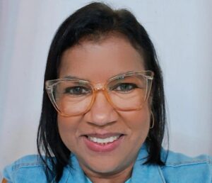 Itaperuna: campanha arrecada doações para tratamento de moradora com doença rara